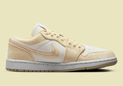 Jordan 1 Low SE Team Gold