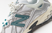 New Balance 610 Silver Metallic Reflection Green