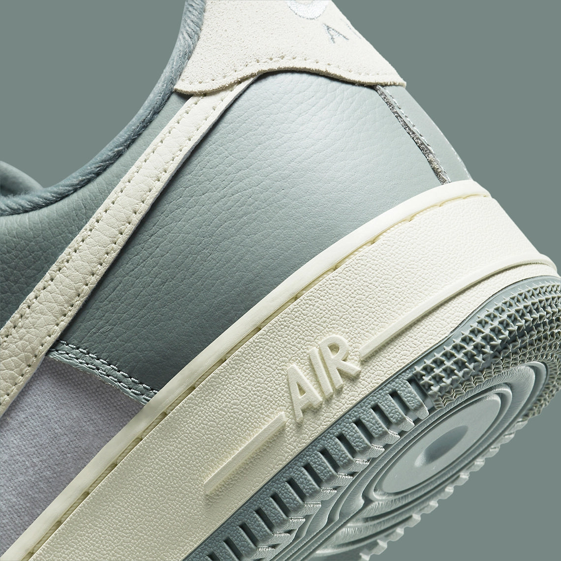 Nike Air Force 1 Low '07 LX Mica Green Coconut Milk