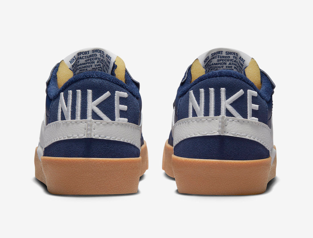 Nike Blazer Low 77 Jumbo WNTR Midnight Navy Gum