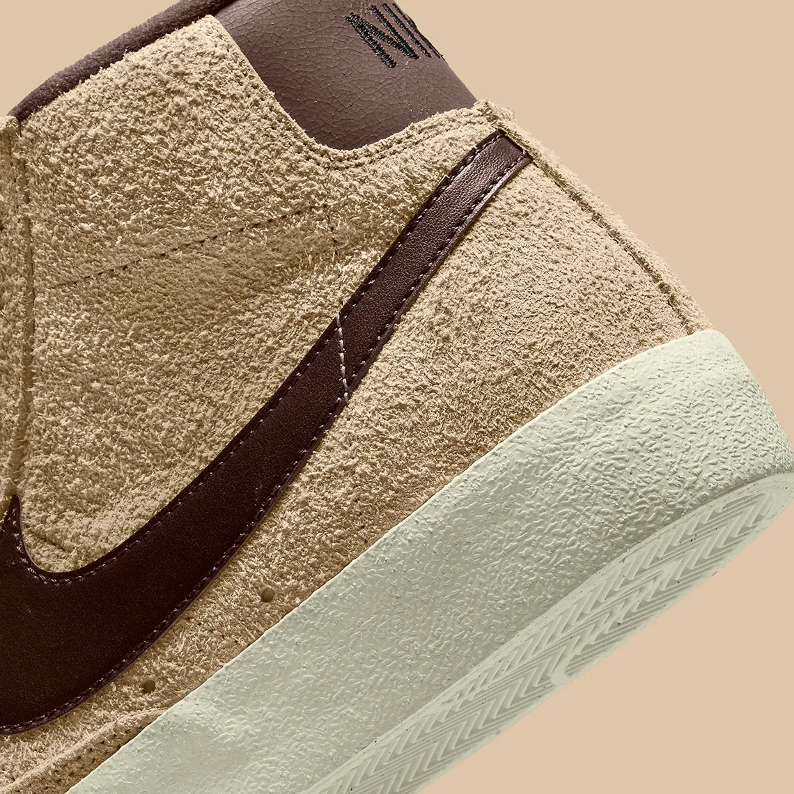 Nike Blazer Mid 77 Premium Rattan Light Chocolate