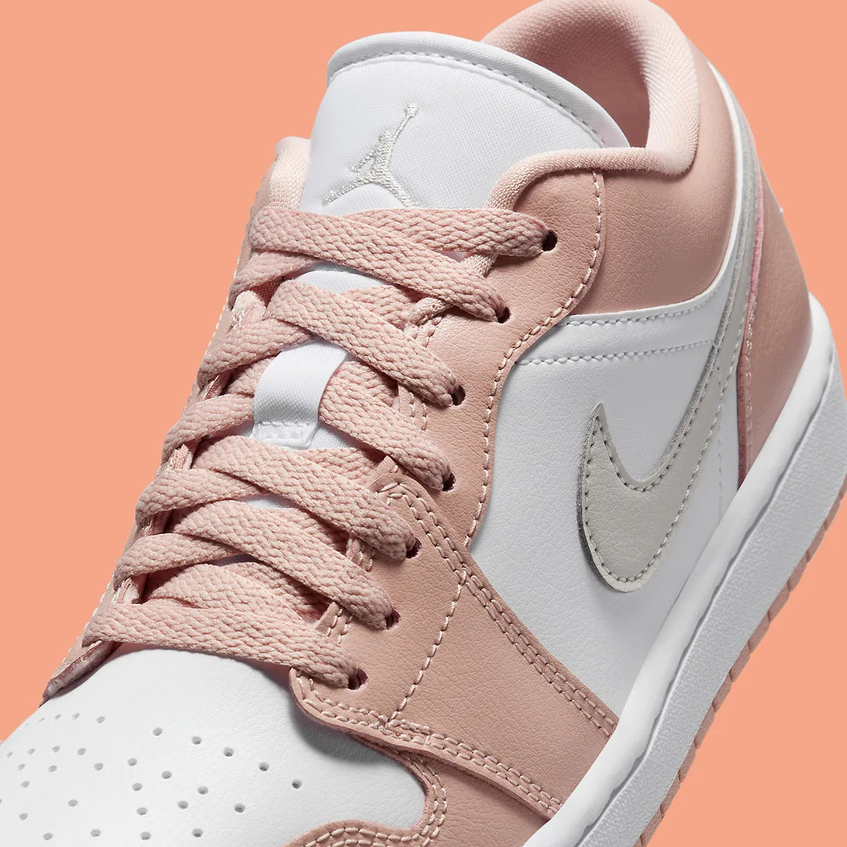 Jordan 1 Low Particle Beige