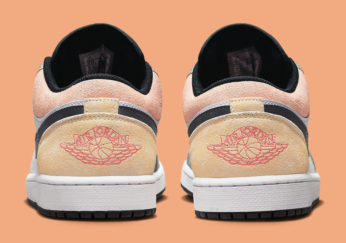 Jordan 1 Low SE Flight Club