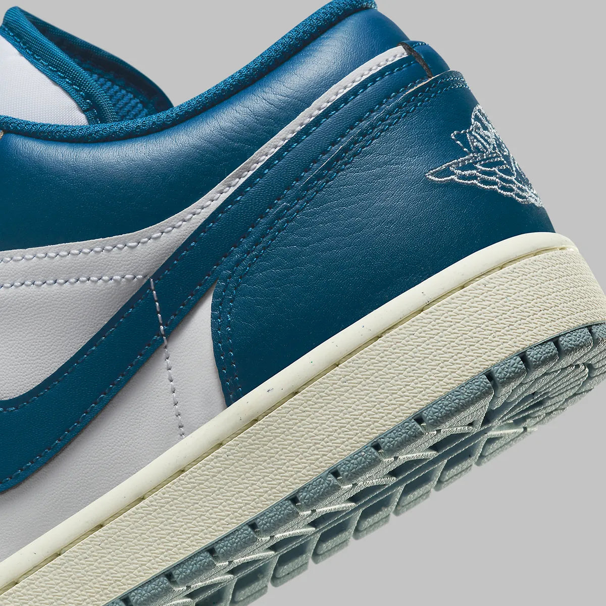 Jordan 1 Low Industrial Blue