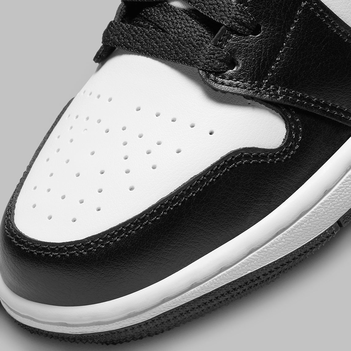 Jordan 1 Low Panda (2023)