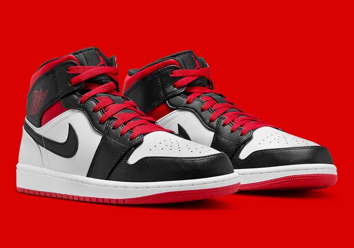 Jordan 1 Mid Gym Red Black Toe