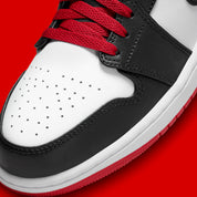 Jordan 1 Mid Gym Red Black Toe