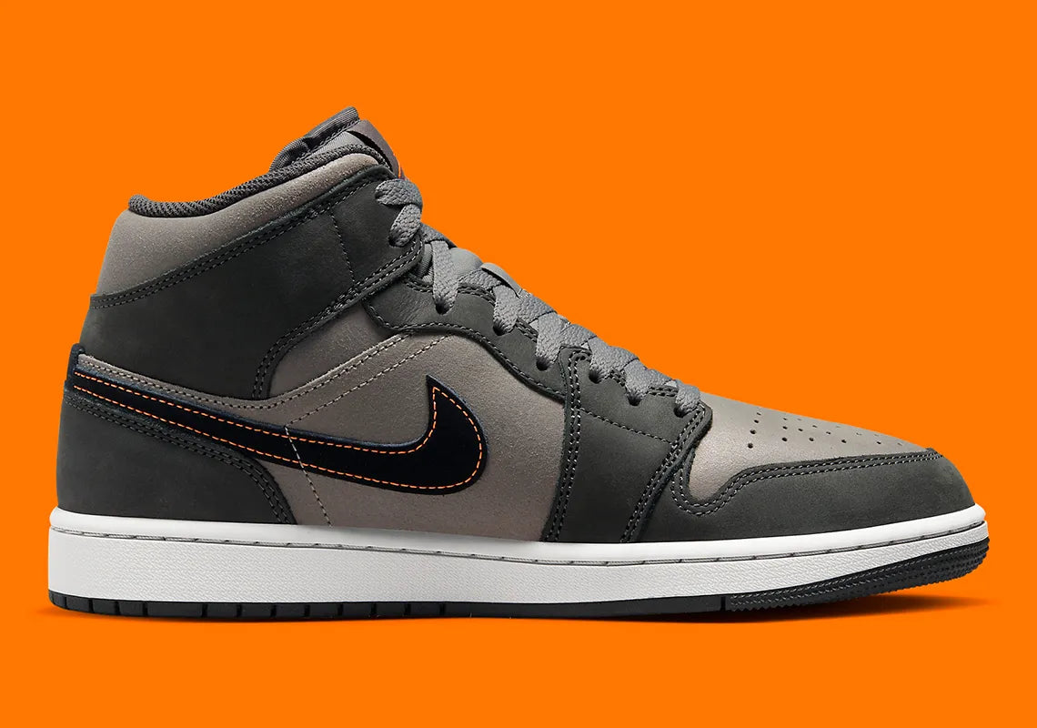 Jordan 1 Mid SE Night Stadium