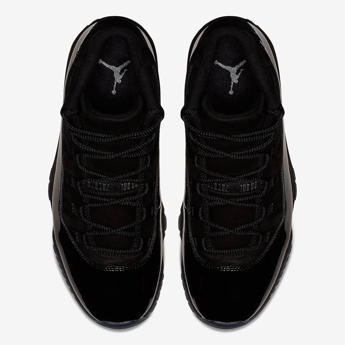 Jordan 11 Retro Cap and Gown