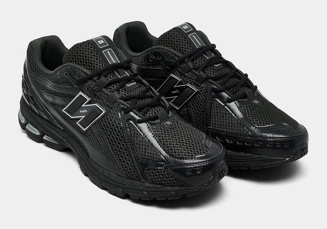 New Balance 1906R Black Metallic Silver