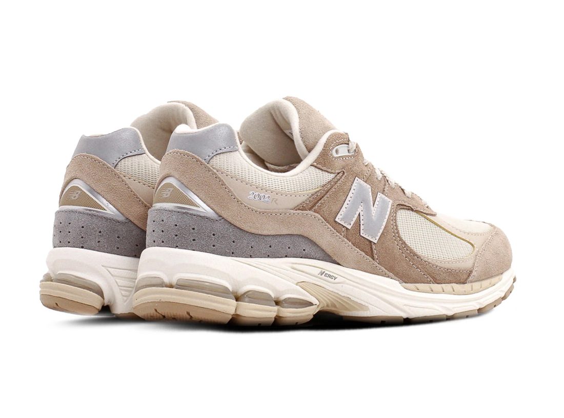 New Balance 2002R Driftwood Sandstone