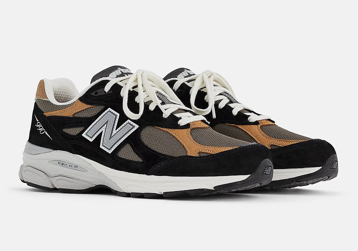 New Balance 990v3 MiUSA Black Tan