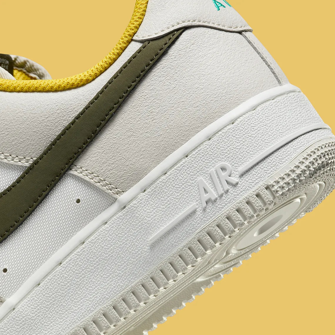 Nike Air Force 1 Low '07 PRM Light Bone Cargo Khaki Vivid Sulfur