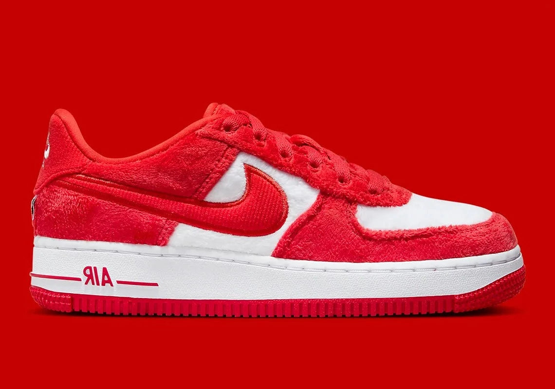 Nike Air Force 1 Low Valentine's Day Fleece (2024)