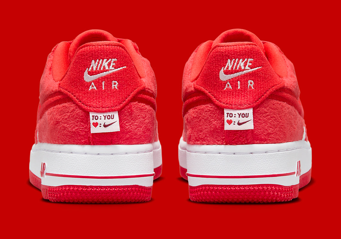 Nike Air Force 1 Low Valentine's Day Fleece (2024)