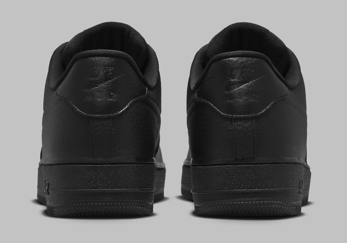 Nike Air Force 1 Low '07 Pro-Tech Waterproof Triple Black