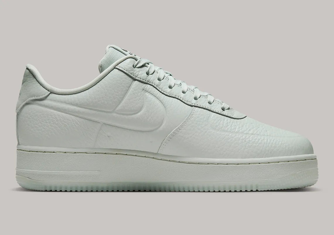 Nike Air Force 1 Low '07 Pro-Tech Waterproof Light Silver