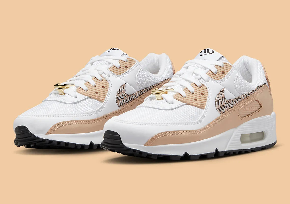 Nike Air Max 90 United in Victory