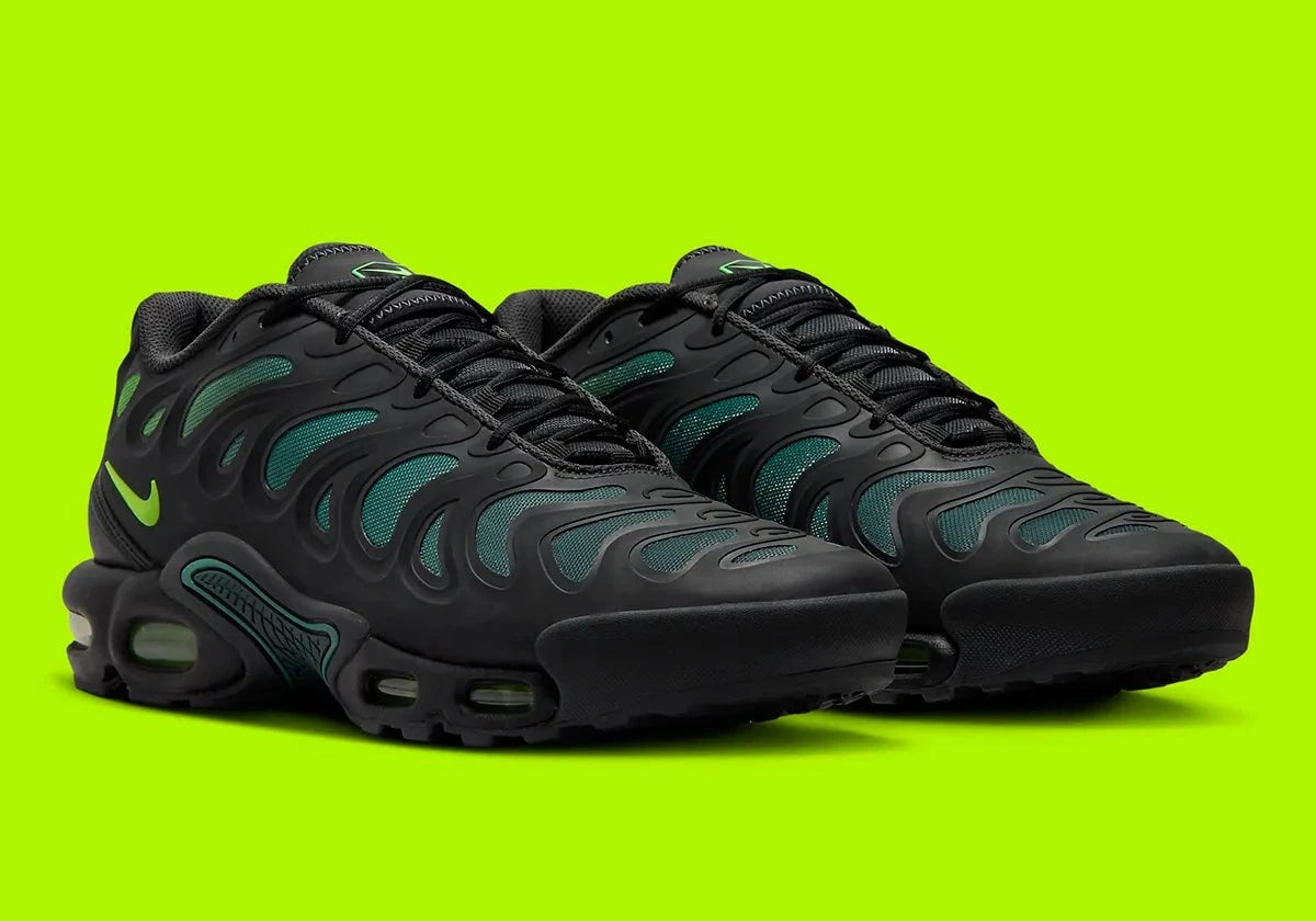 Nike Air Max Plus Drift Black Volt