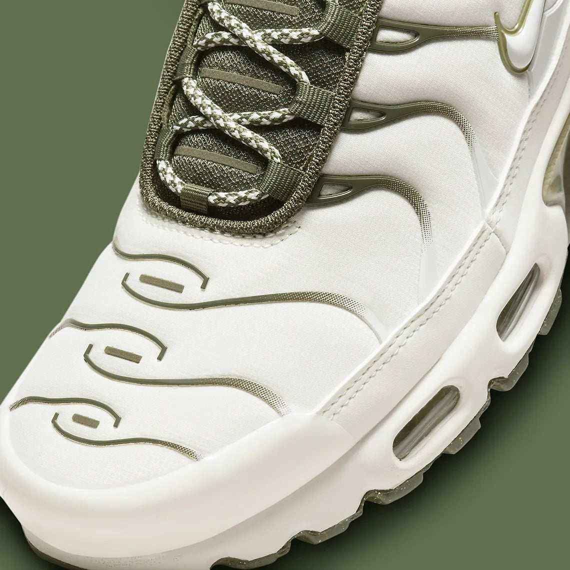 Nike Air Max Plus Phantom Cargo Khaki