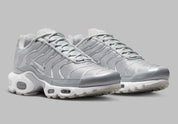 Nike Air Max Plus Metallic Silver