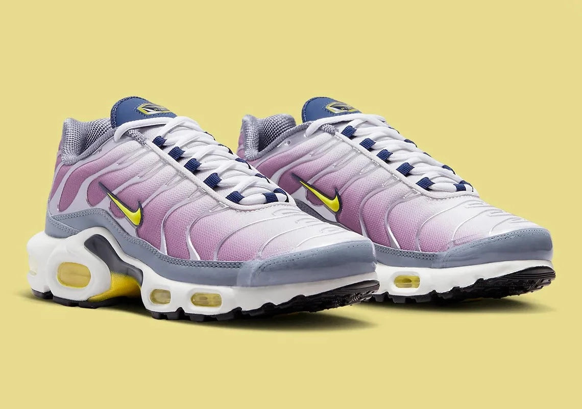 Nike Air Max Plus Violet Dust High Voltage