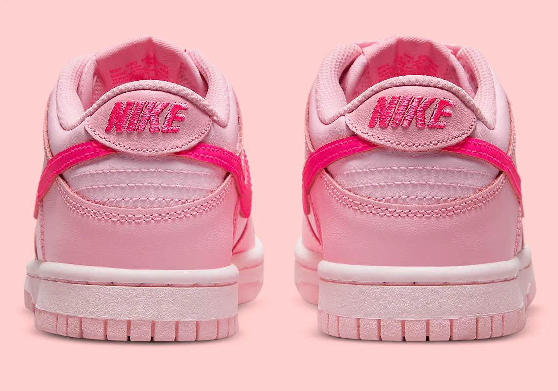 Nike Dunk Low Triple Pink