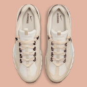 LIVRAISON 72H - Nike Air Humara LX Jacquemus Light Bone Gold