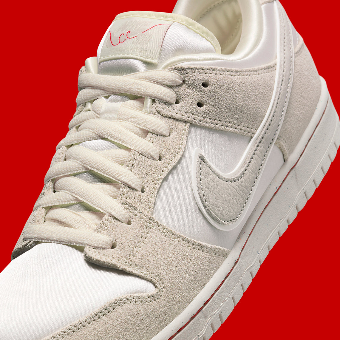 Nike SB Dunk Low City of Love Light Bone