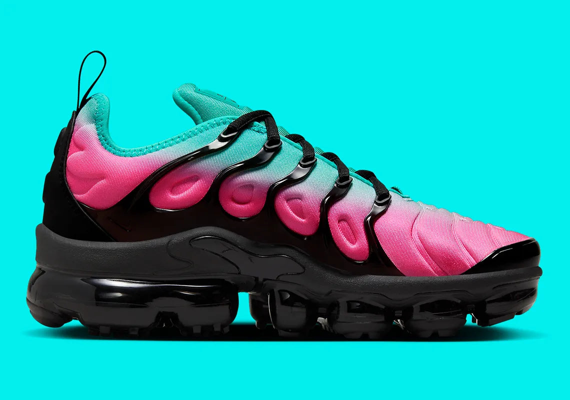 Nike Air VaporMax Plus Pink Blast Clear Jade