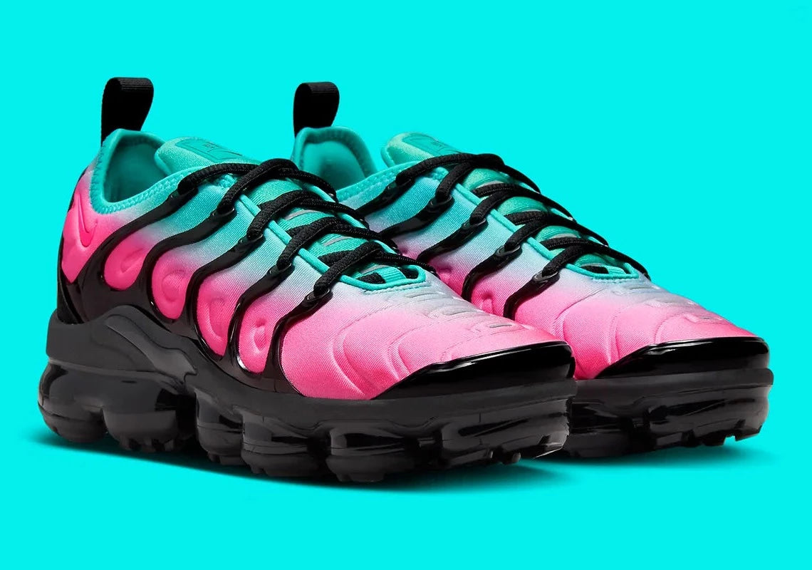 Nike Air VaporMax Plus Pink Blast Clear Jade