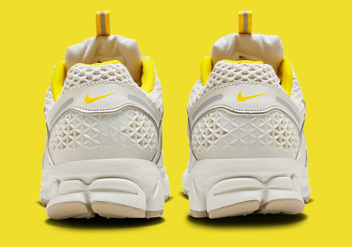 Nike Zoom Vomero 5 Light Bone Yellow