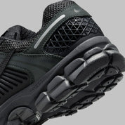 Nike Zoom Vomero 5 Triple Black