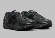 Nike Zoom Vomero 5 Triple Black