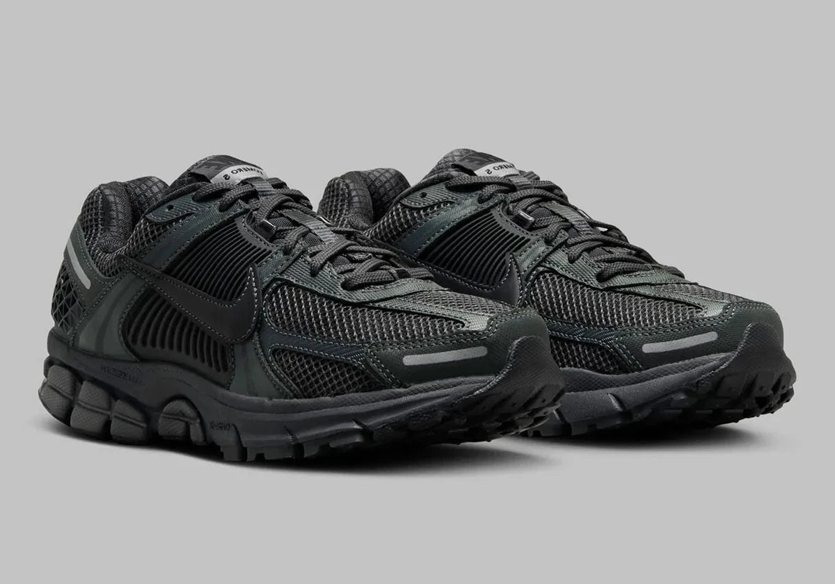 Nike Zoom Vomero 5 Triple Black