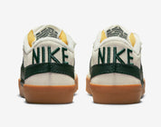 Nike Blazer Low 77 Jumbo WNTR Sail Pro Green Gum