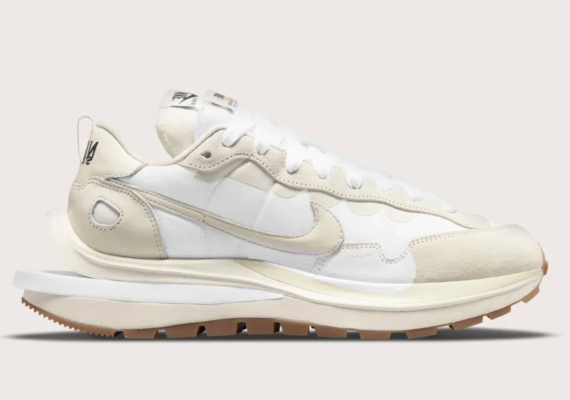 Nike Vaporwaffle sacai Sail Gum