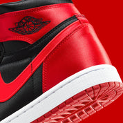 Jordan 1 Retro High OG Satin Bred