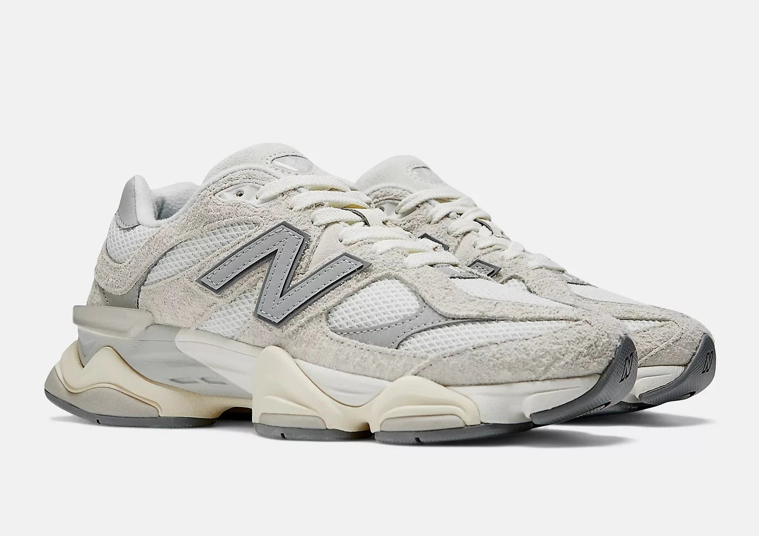 New Balance 9060 Moonbeam Sea Salt