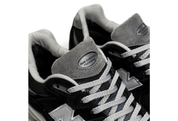 New Balance 2002R Gore-Tex Black Castlerock