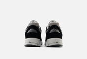 New Balance 2002R Gore-Tex Black Castlerock