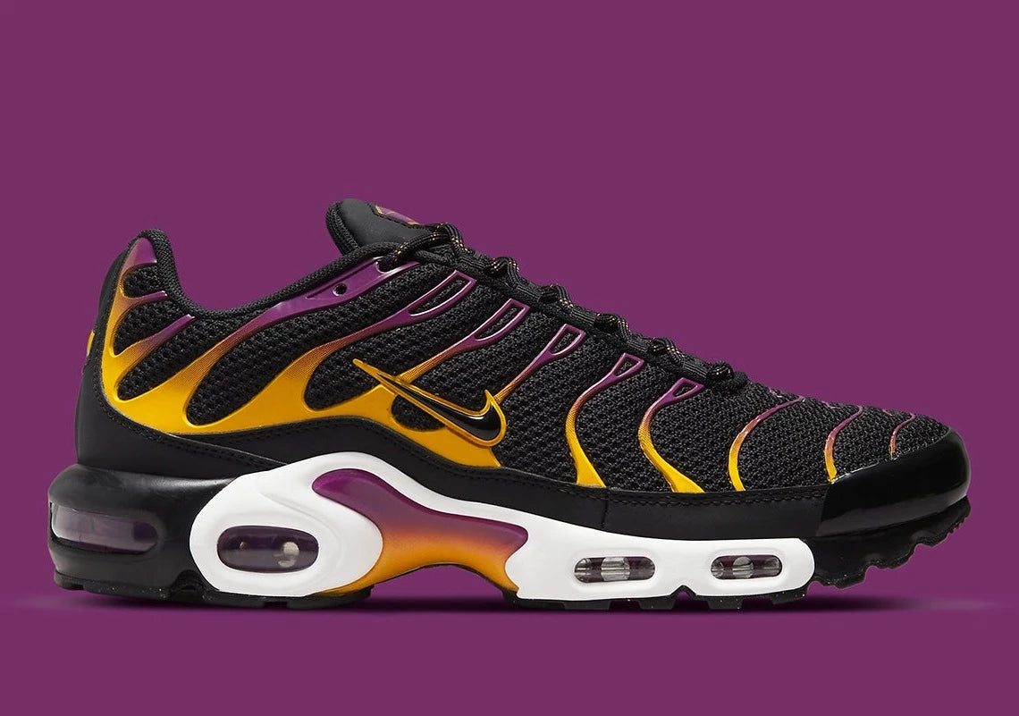 Nike Air Max Plus University Gold Viotech Purple