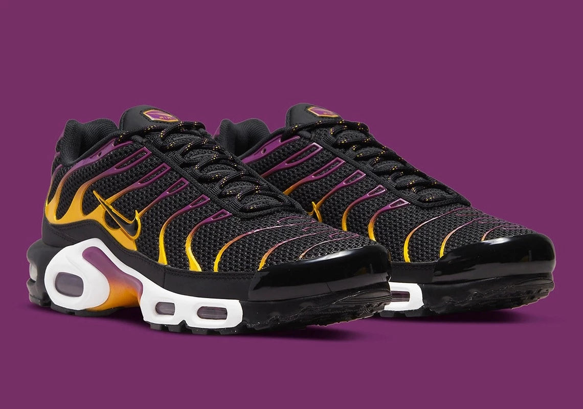 Nike Air Max Plus University Gold Viotech Purple