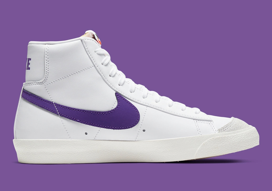 Nike - Blazer Mid 77 Vintage White Voltage