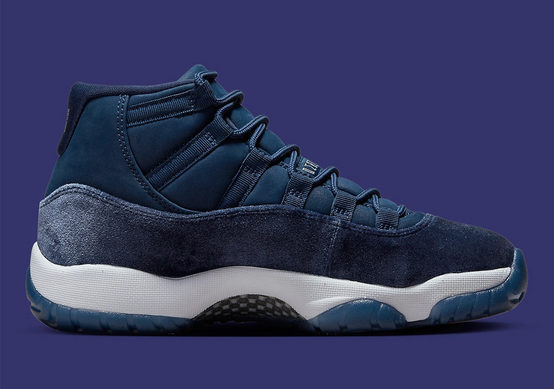 Jordan 11 Retro Midnight Navy