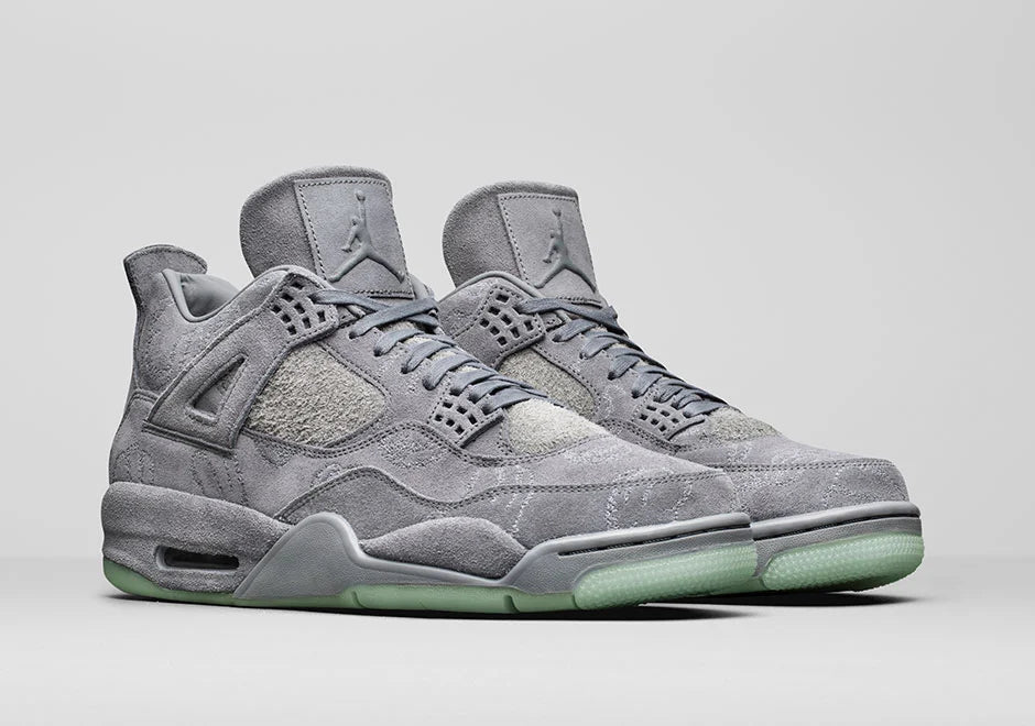 Jordan 4 Retro Kaws