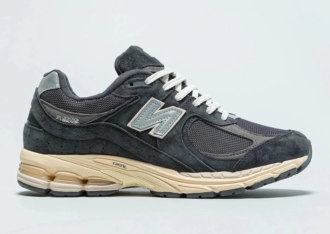 New Balance 2002R Black Dark Grey