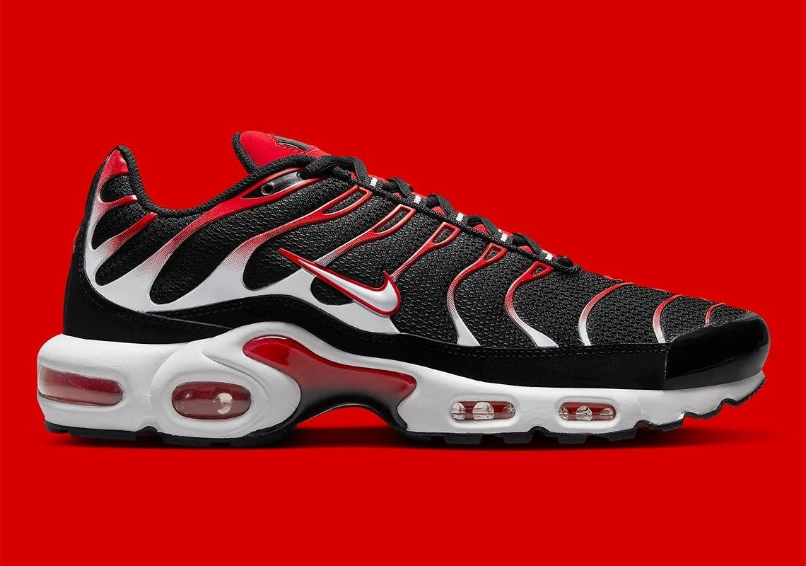 Nike Air Max Plus Black White University Red (2022)