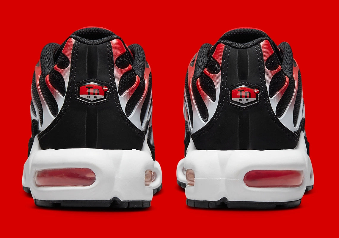 Nike Air Max Plus Black White University Red (2022)