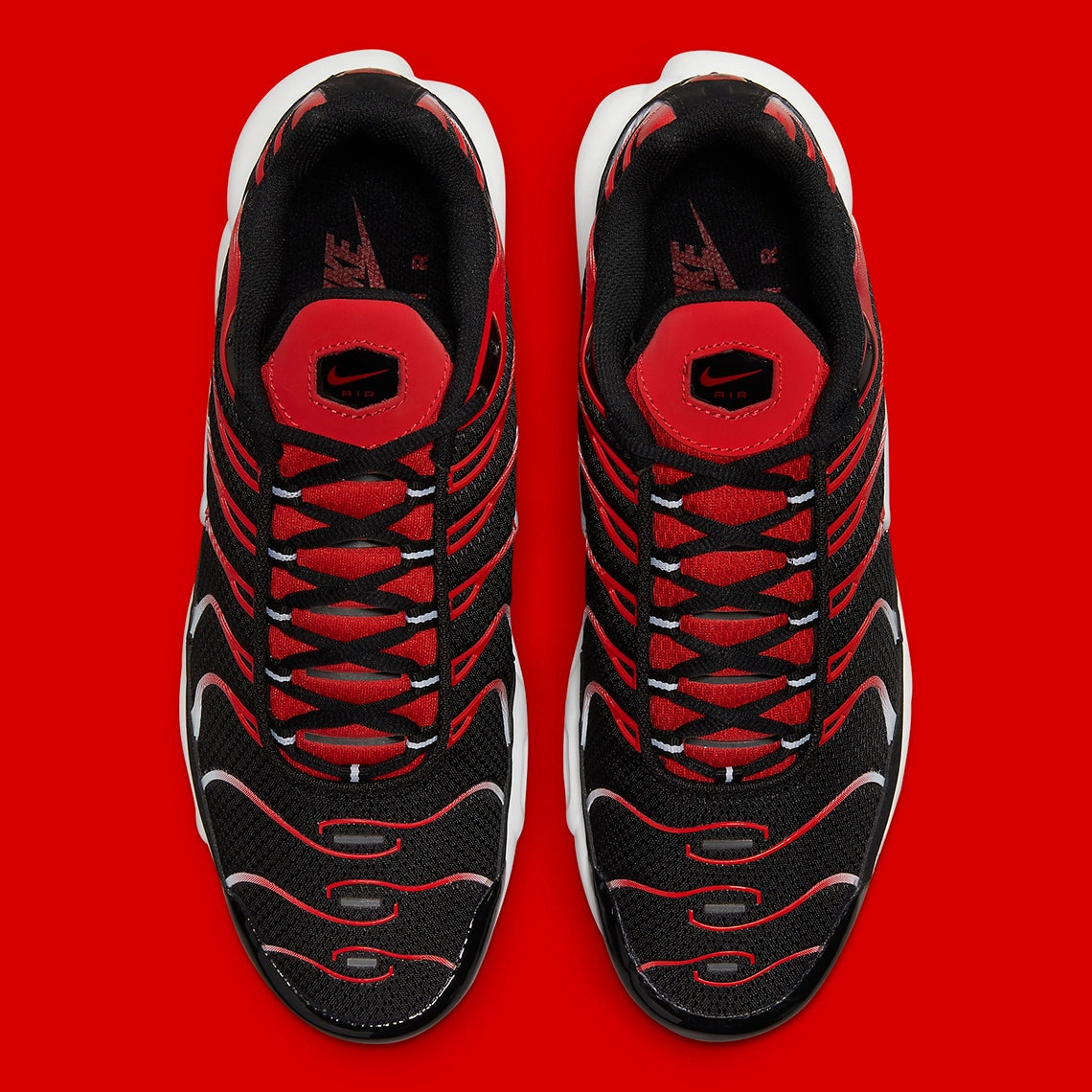 Nike Air Max Plus Black White University Red (2022)